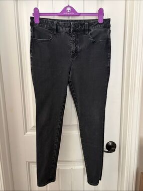 Black Women’s Skinny Jeans - Classic Stretch Fit